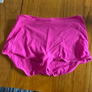 Skims fits everybody boy short. Neon pink XS